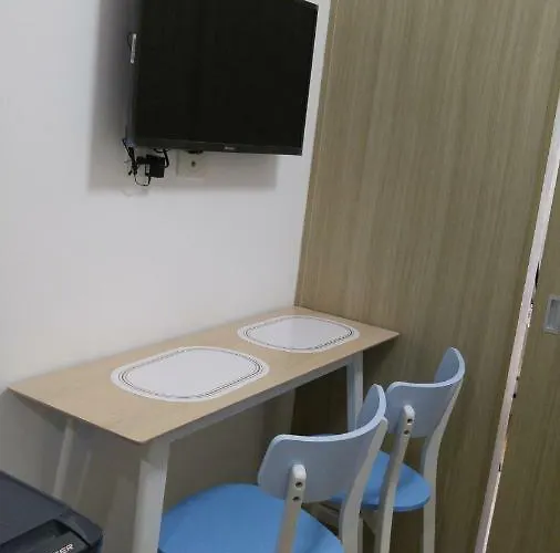 Apartment 1br Grace Residences W/ Internet- Near Bgc/mckinley Manila